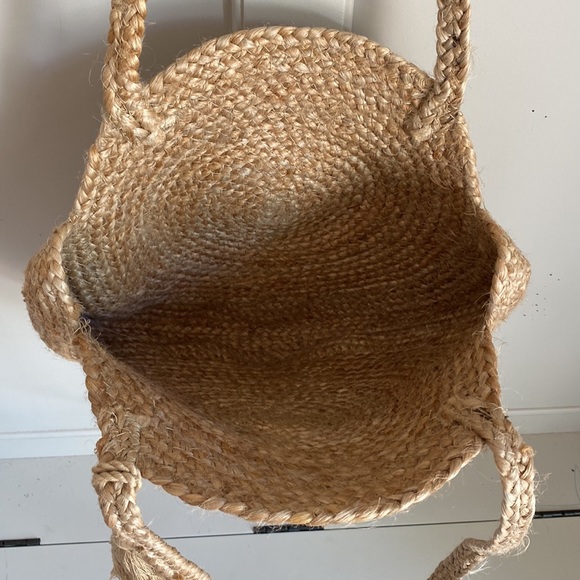 Woven Bag - Picture 2 of 2